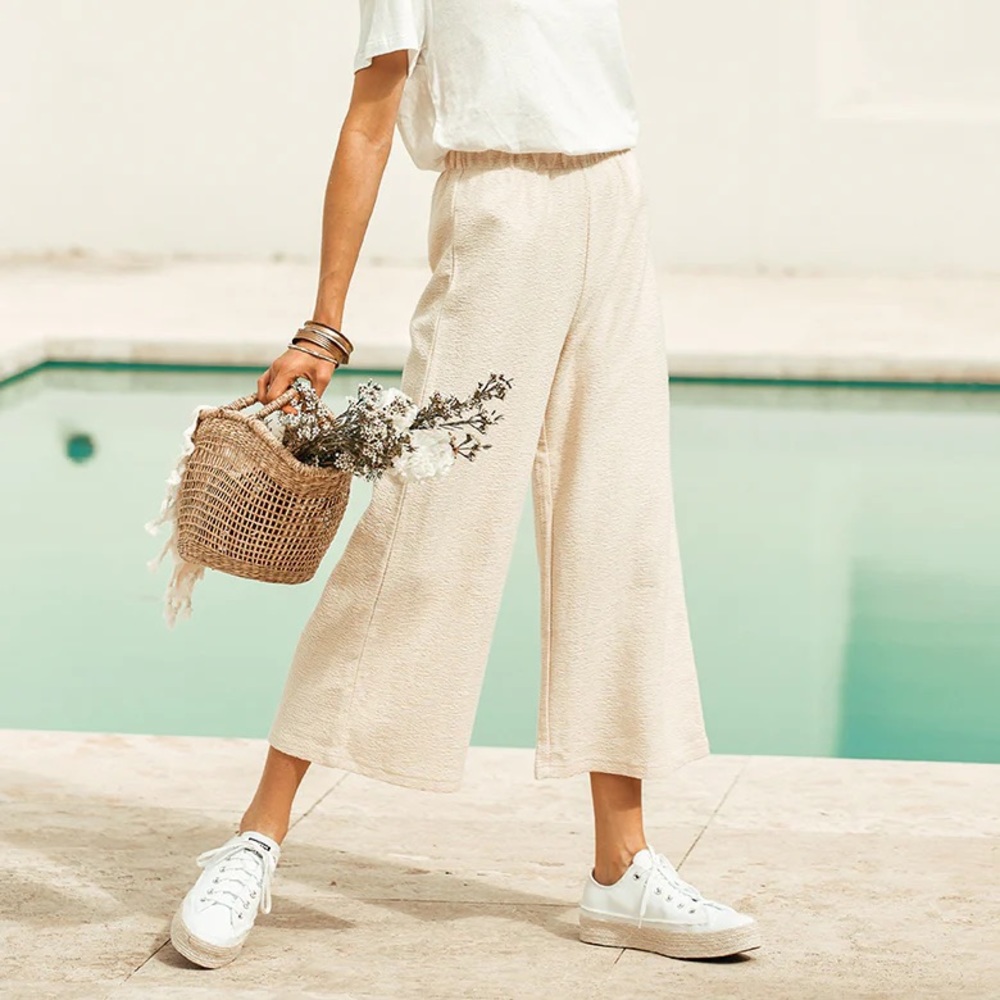 White canvas, wide leg pants